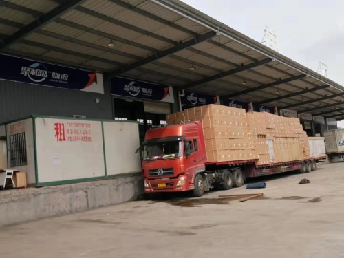 运输出车